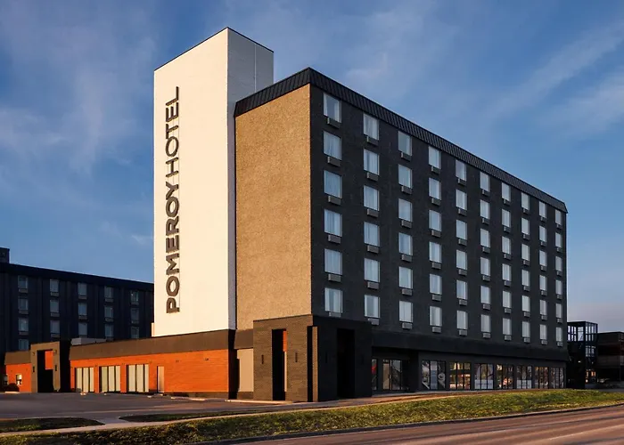 Pomeroy Hotel & Conference Centre