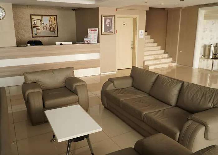 Hotel Cinas