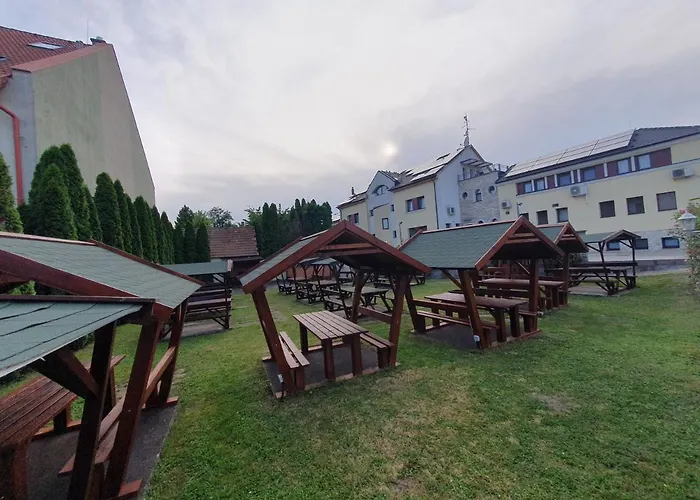 Corvina Hotel-Restaurant