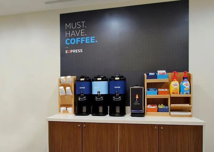 Holiday Inn Express Hotel & Suites Binghamton University-Vestal By Ihg