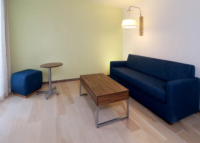 Holiday Inn Express & Suites - Playa Del Carmen By Ihg