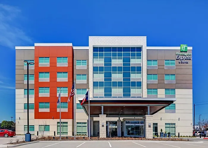 Holiday Inn Express & Suites Memorial - Citycentre By Ihg