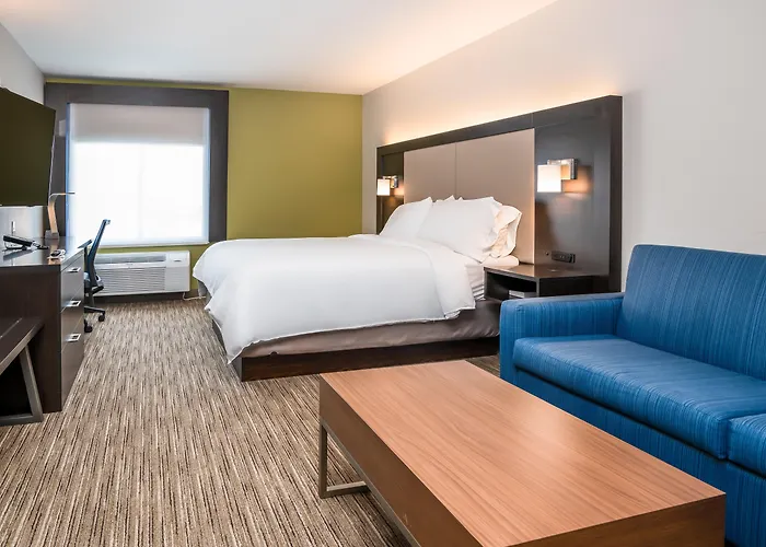 Holiday Inn Express Hotel & Suites Coon Rapids - Blaine Area By Ihg