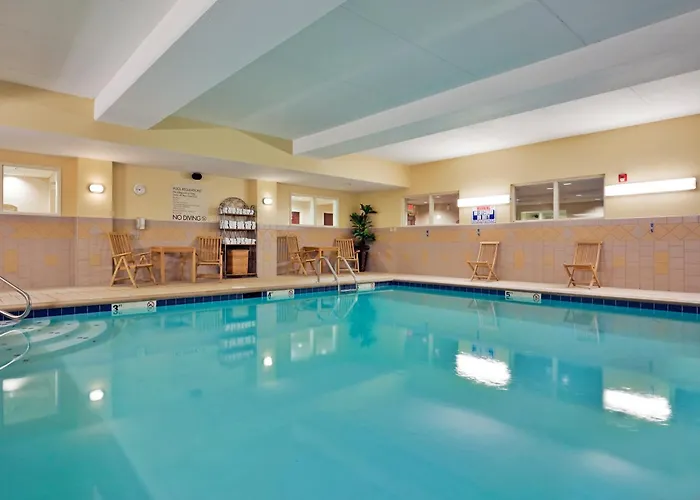 Holiday Inn Express Hotel & Suites Harriman By Ihg