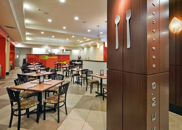 Holiday Inn Hotel & Suites Waco Northwest By Ihg