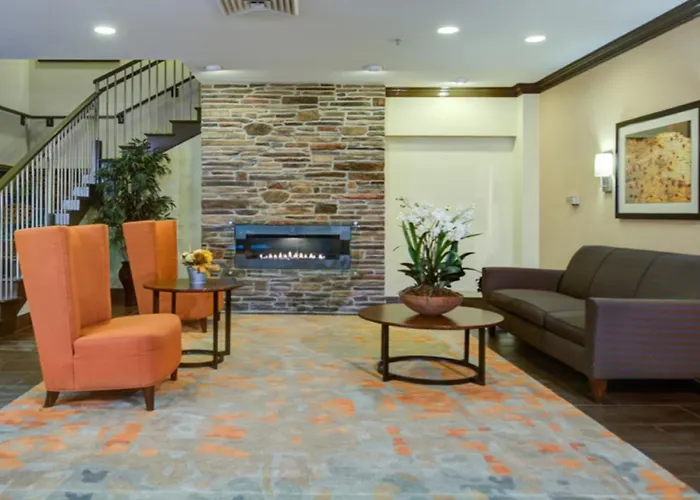 Holiday Inn Express & Suites Chicago Deerfield Lincolnshire By Ihg
