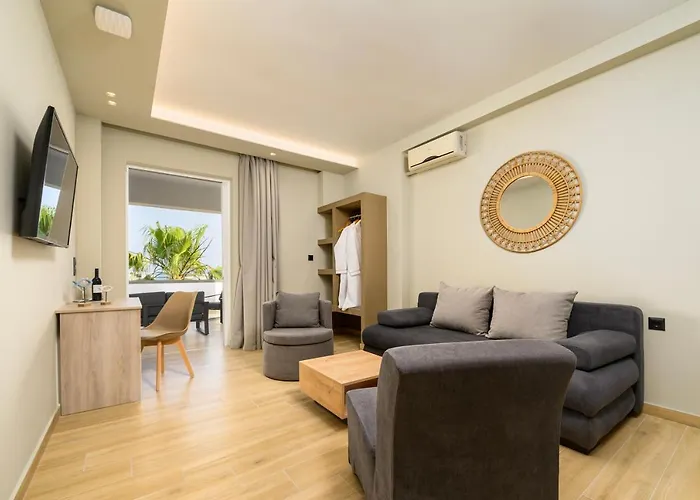 Nicolas Grand Suites, Adults Only