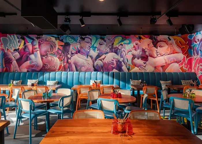 Superior East Wing Rooms By Five Zurich