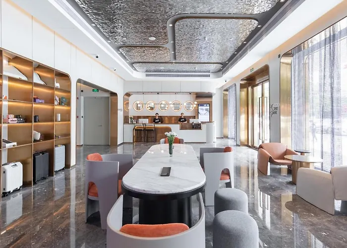 Atour Light Hotel Huizhou Jinshanhu Ganghui