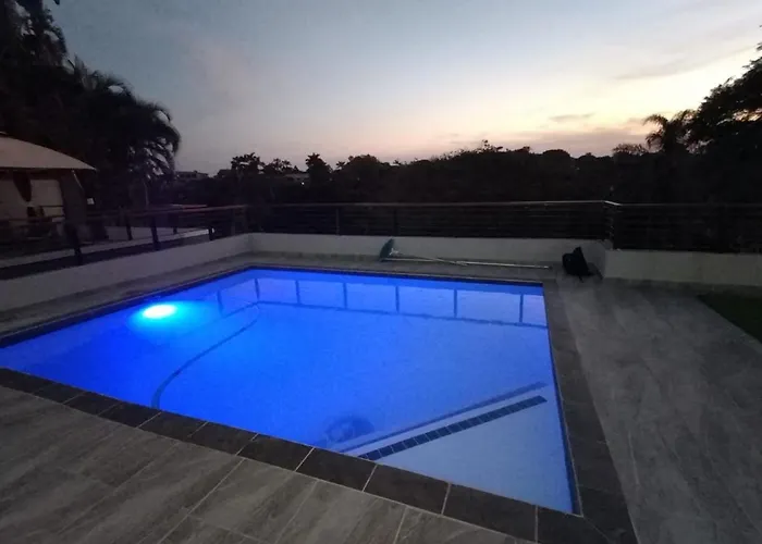 Casa De Luxe