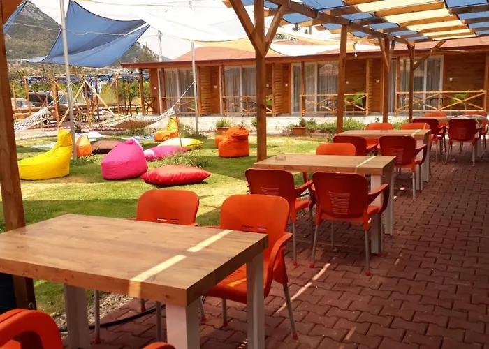 Zeyos Lodge Hotel&Restaurant