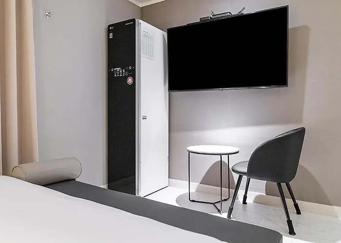 Brown Dot Hotel Osan