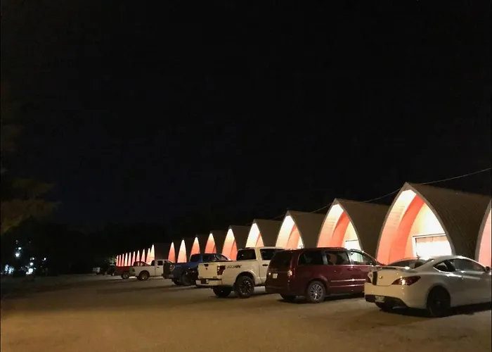 The Little Chalet Motel