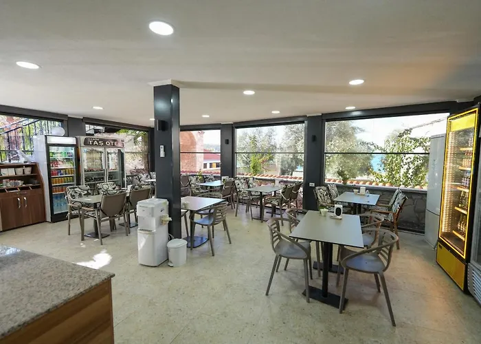 Akbuek Tas Otel