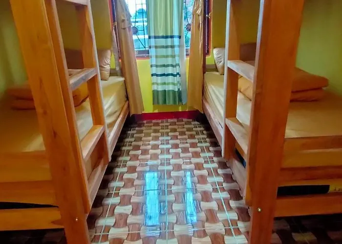 Ruteng Hostel
