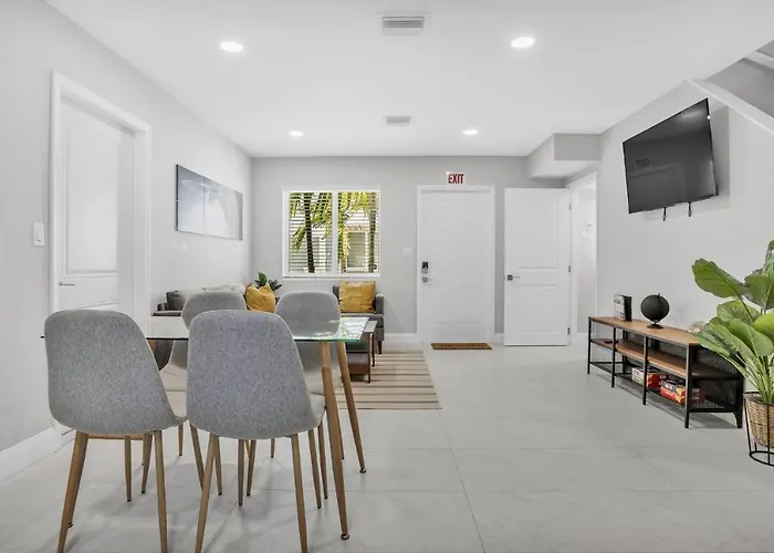Sistrunk Shades Villas Units #1 & #2 Combined