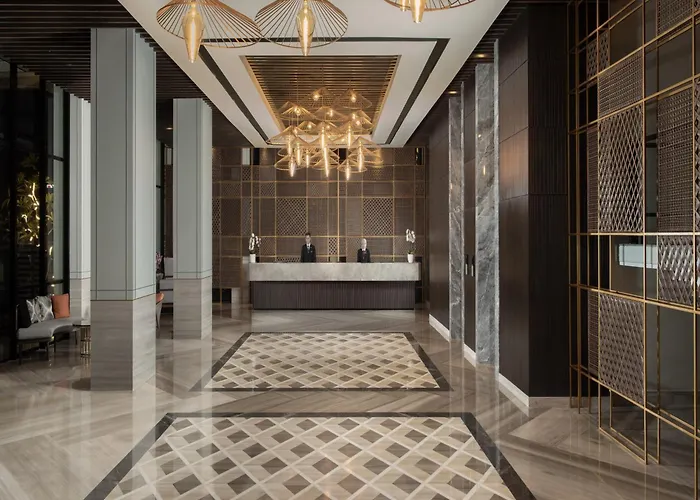 Hotel Santika Premiere Padang