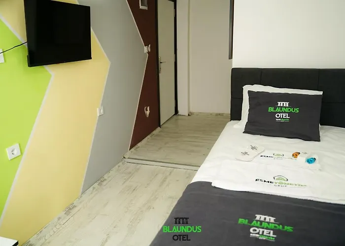 Blaundus Otel