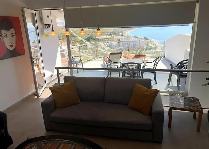 Modern Villa + Infinity Pool. Best Views In Nerja!