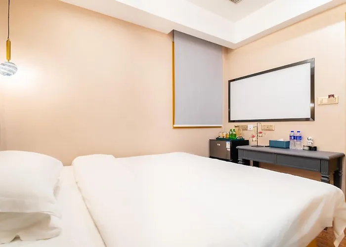 Puzzle Hotel - Zhongshan 8Th Road Chenjiaci Subway Station Branch