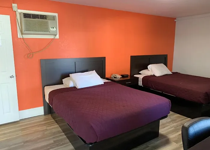 Whispering Pines Motel