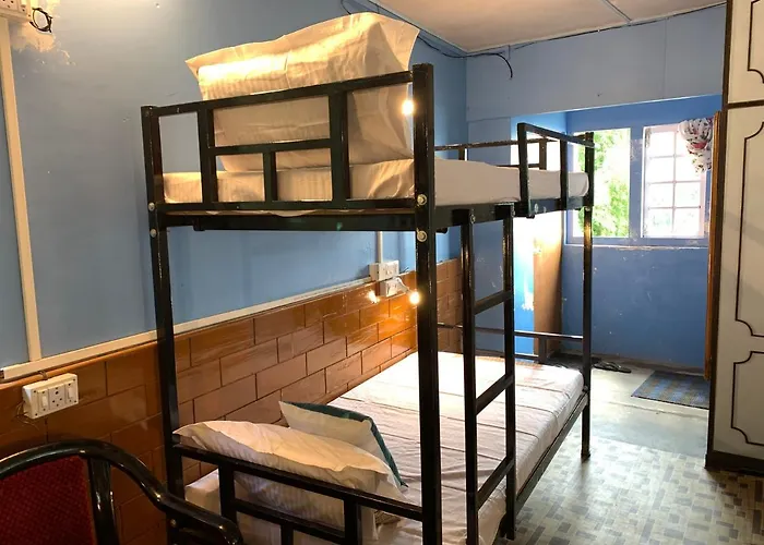 Solo Stays - Backpacker Hostel