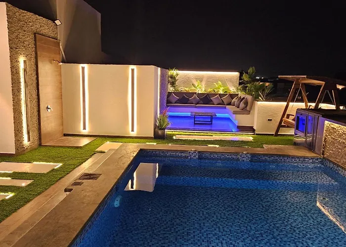 New Cairo'S Poolside Oasis
