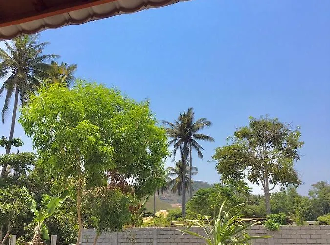 Mandalika Queen Hostel