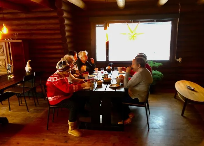 Kaetkae Lake Lodge