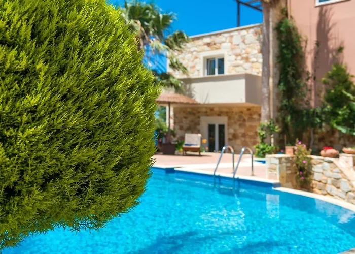Mistral Hotel - For Solo Travelers