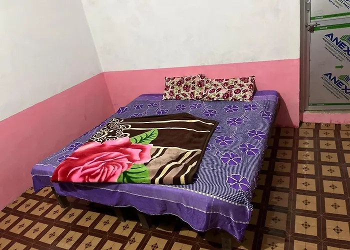 Baba Hostel