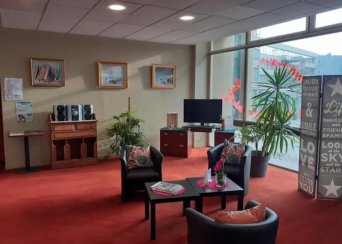 Hotel Les Gens De Mer Dunkerque By Popinns