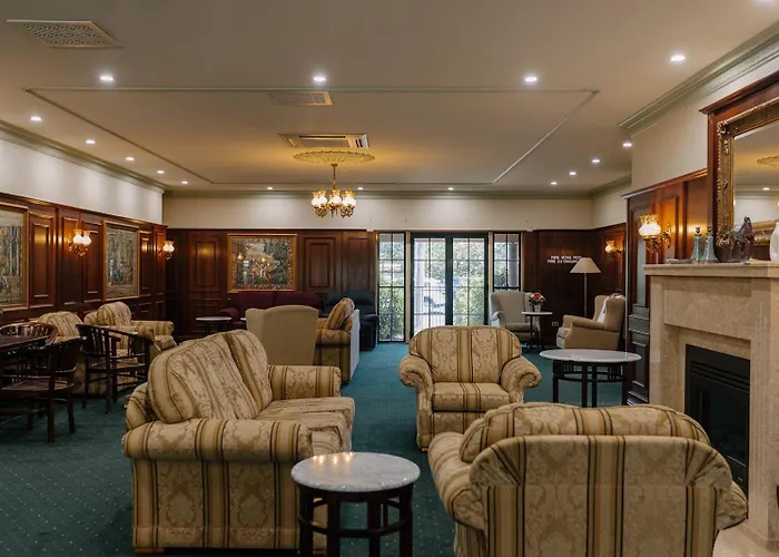 The Lawson Riverside Suites