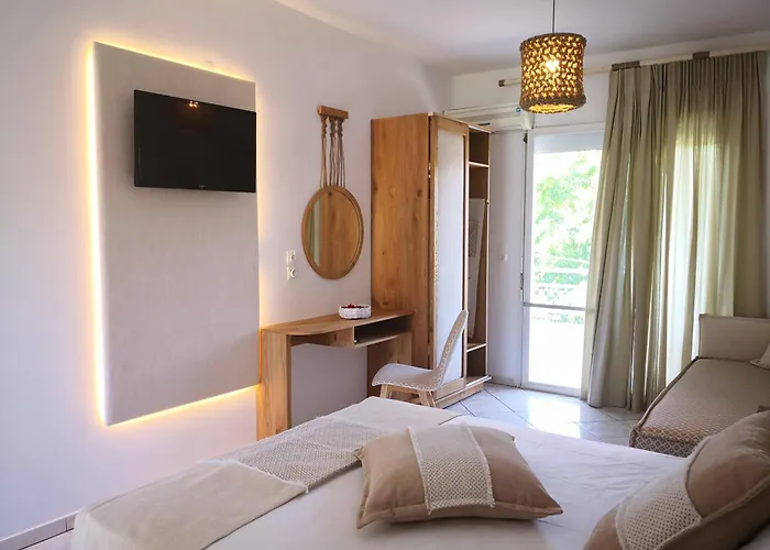 Porto Thassos Apartments & Studios