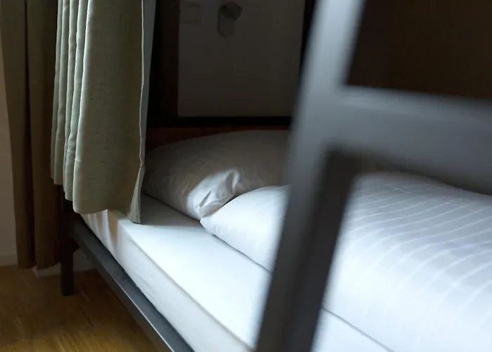 Five Reasons Hostel & Hotel