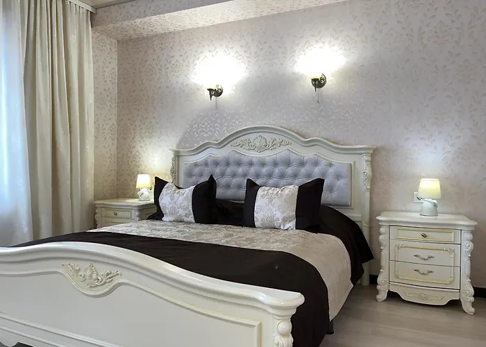Maximus Hotel