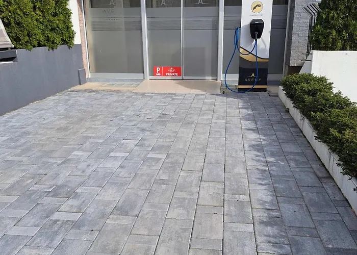 Garni Hotel Aveny