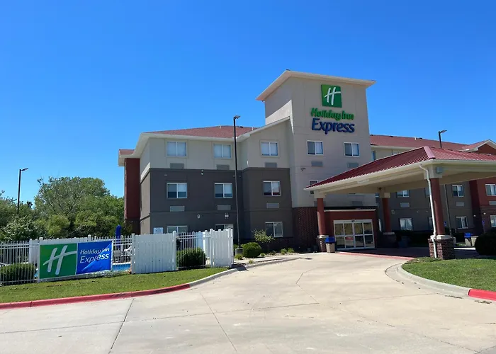 Holiday Inn Express - Wichita North - Park City By Ihg