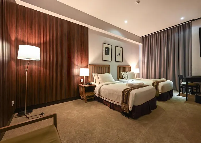 1825 Gallery Hotel