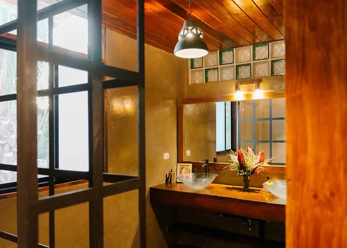 Salty Enthusiasts Share House & Villas