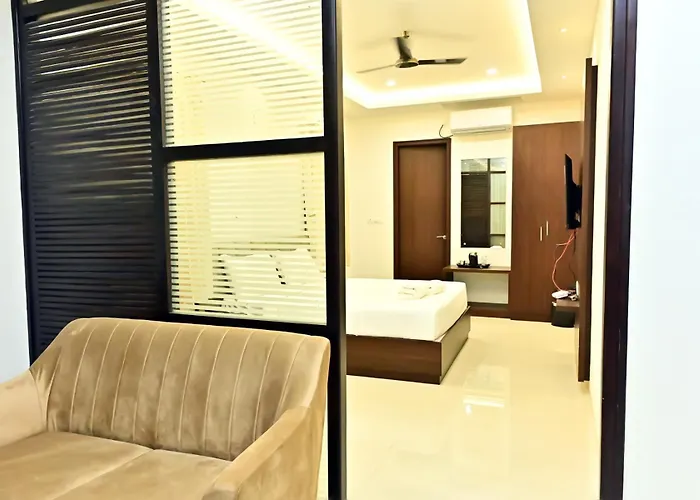 Downtown The Mallika Sapphire