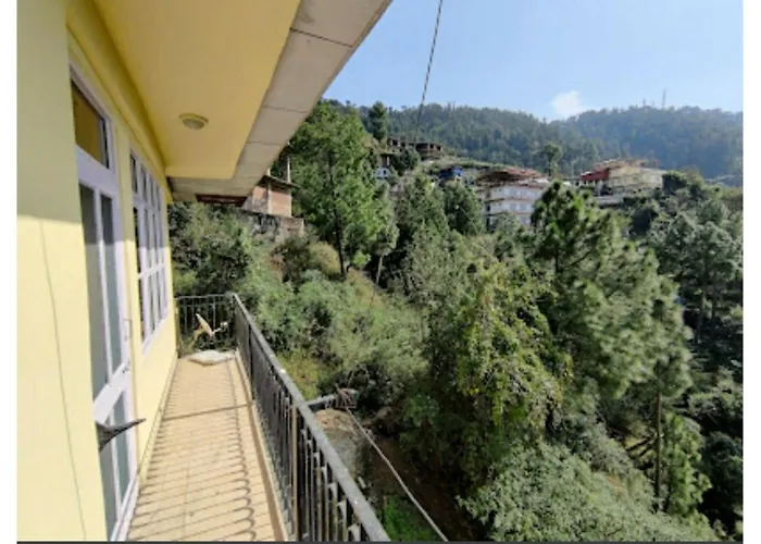 Goroomgo Homestay Sukh Dham Shimla - Homestay Like Home Feeling Mountain View