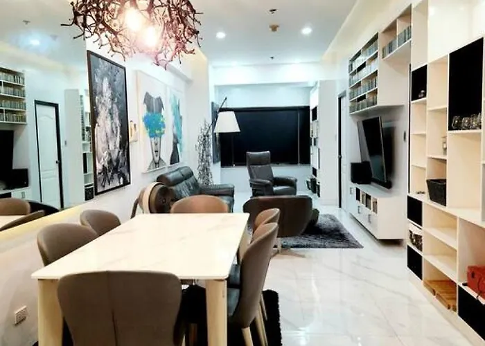 Alpha Grandview Malate Condo 2005