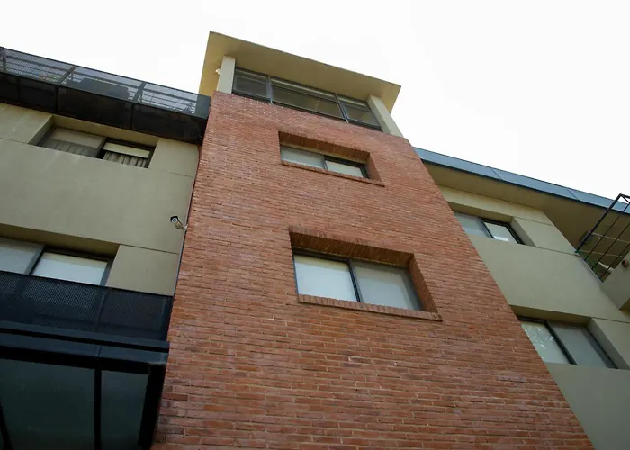 Casa Campus Pilar Suites