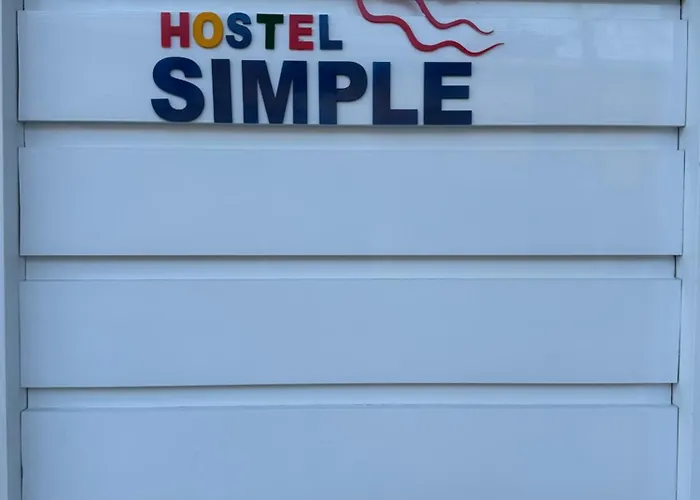 Hostel Simple