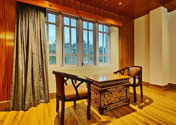 Hotel Vajra