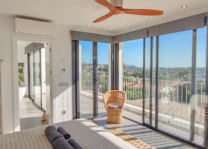 Casa Santi - Luxury Home- For 8 Guests