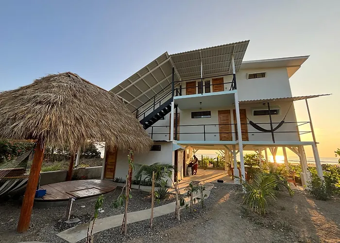 Stella Mar Oceanfront Hotel