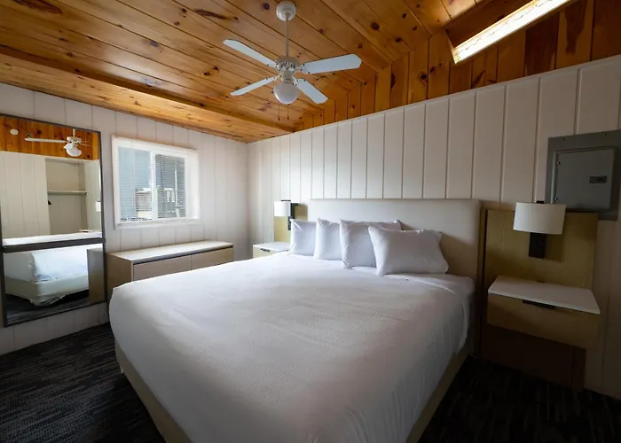 Depe Dene Lakeside Resort
