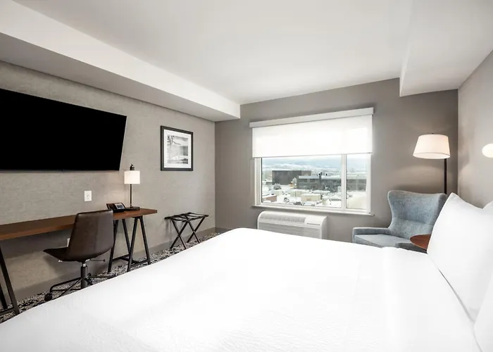 Four Points By Sheraton Kelowna Airport
